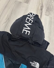 Supreme X The North Face Bunda - 10