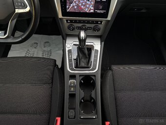 Volkswagen Passat Variant 2019 2.0 TDI DSG Dynaudio,ACC,LED - 10