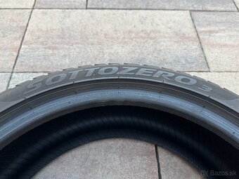 Pirelli sottozero 3 225/40r19 93h zimne dot 21 - 10