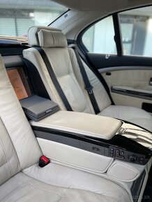 BMW 745 Li Individual - 10