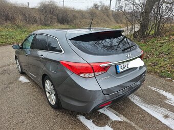 HYUNDAI I40 1.7CRDI 100KW 2014 R.V. - 10