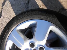 17"-LETNA SADA KOLIES NA PREDAJ 225/50R17 5x112 ORIG. ŠKODA. - 10