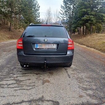 Škoda octavia II 1.9 TDI 77kw - 10