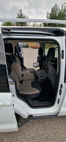 Ford Tourneo Courier - 10