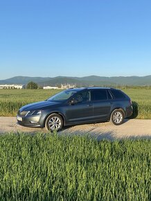 Predám škoda octavia 3 facelift combi 1,6 TDI DSG 2018 - 10