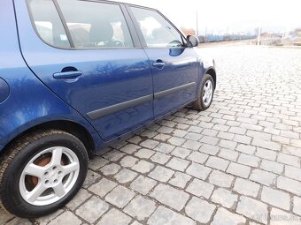 SKODA FABIA 2 SPORT 1.4 TDI - 10