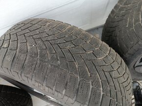 ALU disky Škoda 5x112 r16 ET43 zimné gumy 215/60 R16 - 10