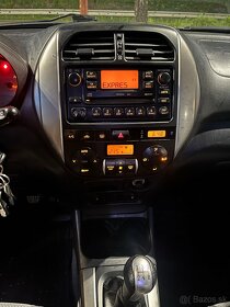 Toyota rav4 2.0 D-4D - 10