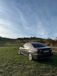 Bmw e90 318i - 10