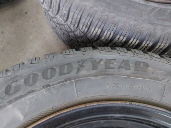 195/60R15 GOODYEAR zimné pneumatiky-4x108R15 disky FORD - 10