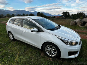 Kia Ceed SW 1.6 benzín manuál - 10