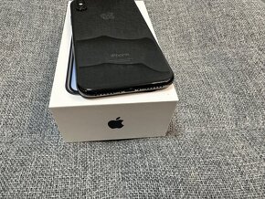 iPhone X 64GB (plne funkčný) - 10