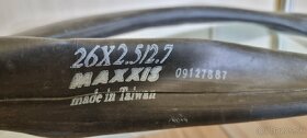 26" x 2,2" Maxxis Wetscream plášť - 10