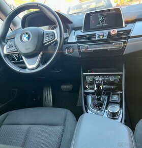 BMW 218d Gran Tourer 2 - 10