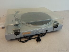 GRAMOFON BLAUPUNKT P-60 VČETNĚ PŘENOSKY AT - 10