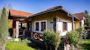 Predám priestranný 3 izbový zariadený bungalov s garážou - 10