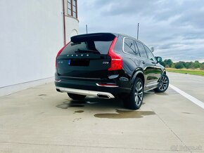 Volvo XC90 - 10