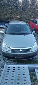 spolujazdcov predný blatník Renault Thalia rok výroby 2009 - 10