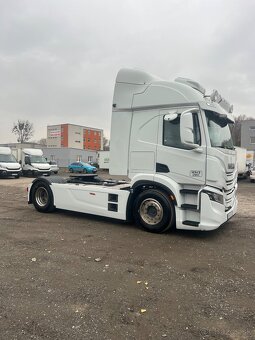 Náves KRONE 1.nápr. + Iveco S-Way Ťahač - 10