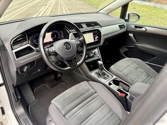 VOLKSWAGEN TOURAN 2.0TDI DSG R-LINE EXTRA BOHATÁ VÝBAVA - 10