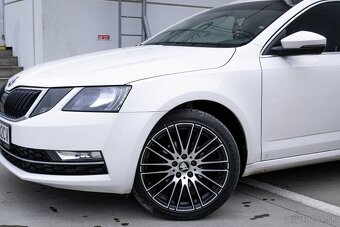 Škoda Octavia Combi 1.6 TDI Style - 10