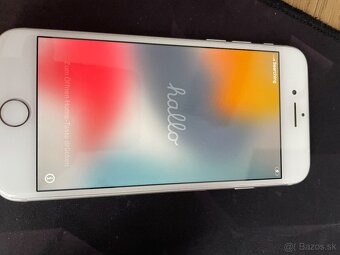 iPhone 7 32G Silver - 10