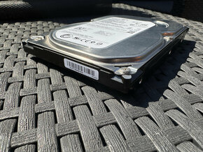 2,5" Hard disk Seagate Barracuda 500 GB, SATA, 7200 RPM - 10