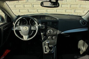 MAZDA 3 1.6i, 77 kW, Benzín - 10