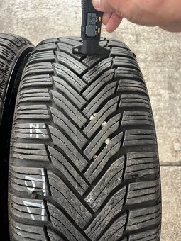 Toyota avensis zimna sada Michelin 215/55 R17 - 10