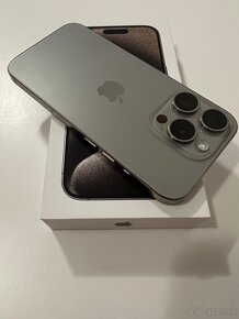 iPhone 15 pro 128 GB , Natural Titanium / záruka 1.2026 - 10