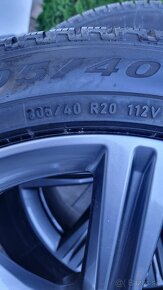 Zimne Pneumatiky pirelli dvoj rozmer na bmw - 10