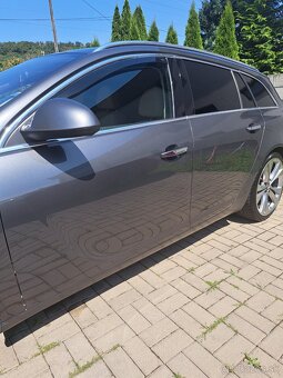 Opel Insignia - 10