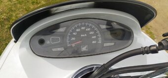 Honda PCX150 - 10