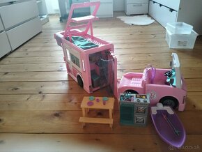 Barbie karavan - 10