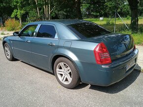 Chrysler C 300 - 10