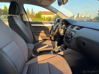 Škoda Octavia 2,0 TDI, 6 st. manuál, 110 kW, garážovaná. - 10