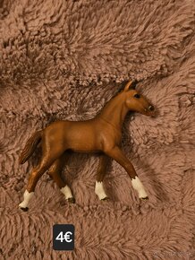 Kone a doplnky Schleich - 10