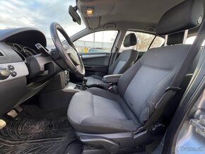 Opel Astra 1.6 benzín, 77kW, MT/5, rok:09.2006. - 10