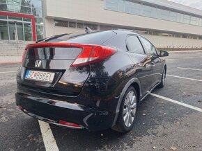 Honda Civic 1.8 VTec Automat - 10