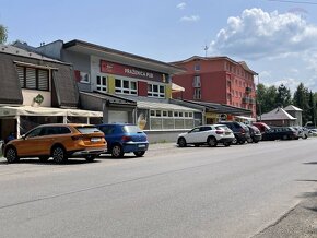 Predaj: Piváreň a Bistro v centre občianskej vybavenosti a o - 10