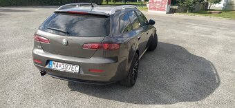 Alfa Romeo 159jtdm - 10