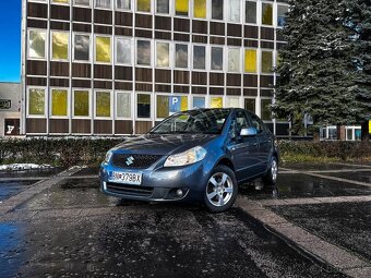 Suzuki SX4 Sedan LPG Benzín - 10