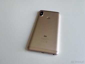 Xiaomi Redmi Note 5 - 10