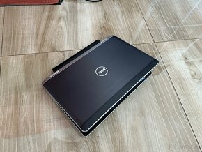 Dell/Notebook/i7/8GB RAM/256GB SSD/Intel HD Grafika 2GB - 10