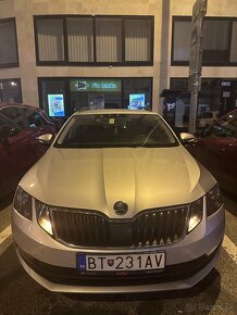 Skoda Octavia 1.6 TDI MANUAL 2020 combi - 10