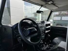 Land Rover DEFENDER, 2.4L Diesel, 90 STATION WAGON - 11