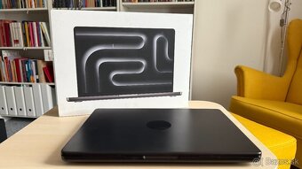 Prodám MacBook M3 pro - 11