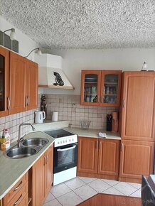 Predám veľký dvojizbový byt s rozlohou 64 m² - 11