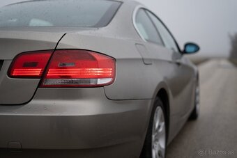 BMW E92 330i - 11