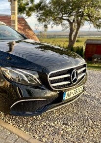 TOP CENA Mercedes-Benz E 300de Plug-in Hybrid 2019/12 - 11